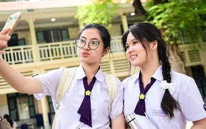 Đề thi môn Toán thi tốt nghiệp THPT năm 2025