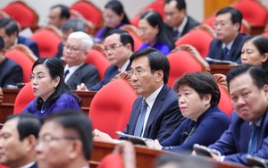 Đề xuất tăng phụ cấp cho Bộ trưởng, Bí thư Tỉnh ủy, Thượng Tướng lên 2,7 triệu đồng