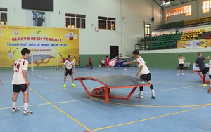 Đội tuyển Teqball Việt Nam tập huấn với chuyên gia quốc tế