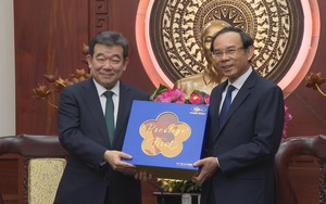 Bí thư Thành ủy TP.HCM Nguyễn Văn Nên tiếp Tổng Lãnh sự Hàn Quốc chào từ biệt