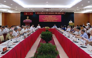 TP.HCM lấy ý kiến lãnh đạo nghỉ hưu góp ý xây dựng báo cáo chính trị