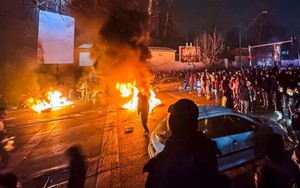 Iran tuyên bố sẵn sàng đáp trả nếu bị Mỹ tấn công