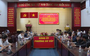 Phường Gò Vấp trao quyết định bồi thường, hỗ trợ tái định cư dự án mở rộng đường D3