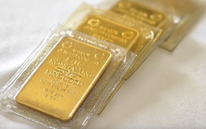 Thị trường ngày 17/1/2026: Giá vàng neo ở ngưỡng cao, giá xăng dầu tăng nhẹ