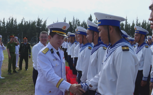 Bộ Tư lệnh Vùng 2 Hải quân tiễn hơn 500 quân nhân hoàn thành nghĩa vụ trở về địa phương