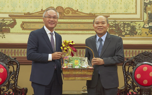 Tổng Lãnh sự CHDCND Lào đến thăm, chúc Tết TP. Hồ Chí Minh