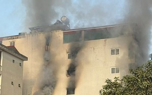 Cháy nhà dân 7 tầng ở Hà Nội