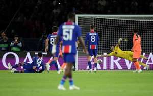 UEFA Champions League: Barcelona thất bại trước PSG với tỷ số 2-4