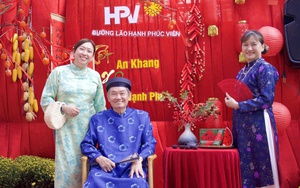 Tết là nhà với người cao tuổi