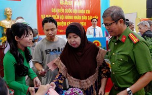 Đồng bào Chăm, Khmer tại TP. Hồ Chí Minh thực hiện quyền công dân trong ngày bầu cử