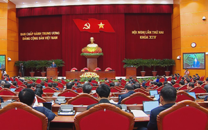 Bế mạc Hội nghị lần thứ 2 Ban Chấp hành Trung ương Đảng khóa XIV