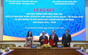 Ký kết chương trình phối hợp công tác về người Việt Nam ở nước ngoài