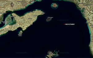 Tàu dầu vượt Eo biển Hormuz bất chấp lệnh phong tỏa của Mỹ