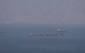 Iran cảnh báo tấn công tàu qua eo biển Hormuz