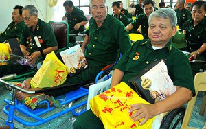 Chăm lo đời sống người có công nhân Kỷ niệm 51 năm ngày Giải phóng miền Nam, thống nhất đất nước