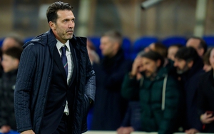 Buffon và chủ tịch liên đoàn cùng từ chức, bóng đá Ý rơi vào khủng hoảng