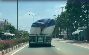 Hình ảnh xe Container chở hàng quá nguy hiểm