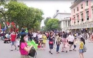 Theo thông tin từ Bộ Nội vụ, hai kỳ nghỉ lễ trong tháng 4 "không có chủ trương mới"