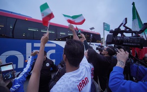 FIFA thu hồi suất mua vé World Cup của cổ động viên Iran