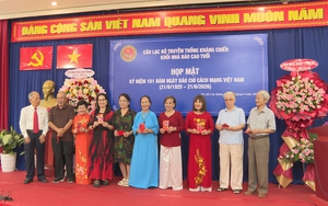 Lễ tưởng niệm, cầu siêu liệt sĩ tại công viên Lê Thị Riêng