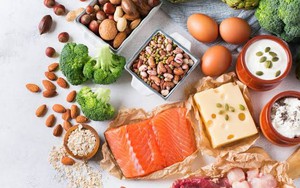 Rủi ro từ việc lạm dụng bổ sung protein