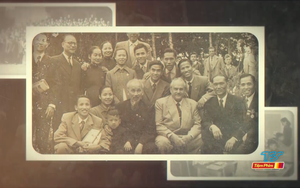 Phần 3 "Hồ Chí Minh - Con đường phía trước": Berlin 1957