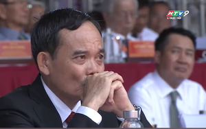 Bí thư Thành ủy Trần Lưu Quang xúc động tại lễ kỷ niệm 50 năm Thành phố vinh dự mang tên Bác