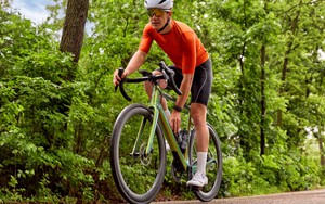 Garmin ra mắt vòng đeo tay thông minh CIRQA, theo dõi sức khỏe 24/7 không phí duy trì