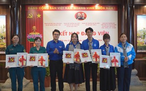 Kết nạp 5 đảng viên mới tại Đặc khu Côn Đảo