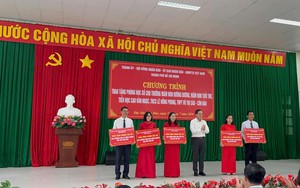 VNPT đồng hành trao tặng Phòng học số, lan tỏa chuyển đổi số giáo dục đến Côn Đảo