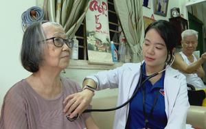 TP. Hồ Chí Minh: Người cao tuổi được khám sức khỏe định kỳ miễn phí tại nhà