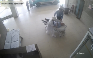 Một tháng sau chấn thương đầu, ông cụ 75 tuổi được phát hiện khối máu tụ gây chèn ép não