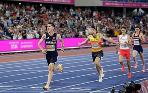 Jakob Ingebrigtsen trở lại ấn tượng, giành HCV 5.000m Châu Âu