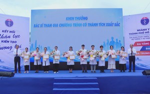 TP. Hồ Chí Minh: 273 bác sĩ trẻ hoàn thành khóa thực hành gắn với trạm y tế
