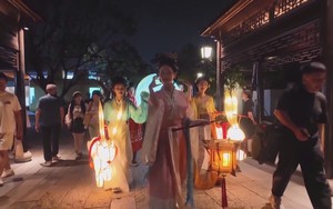 Tết Trung thu lung linh sắc màu tại Thượng Hải