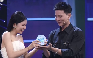 Satila Hồng Vịnh - Đinh Tùng Huy chiến thắng dễ dàng trước đội chủ nhà