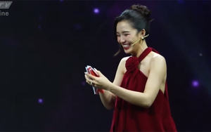 Tú Tri tiết lộ bí mật khiến trường quay cười ngất