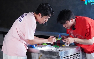 Cris Phan nhanh nhạy trong khi Trường Giang mắc bẫy
