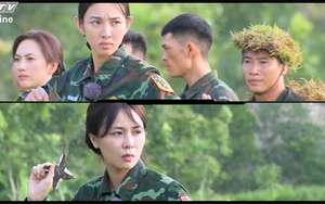 Các nữ chiến sĩ học cách dùng phi tiêu