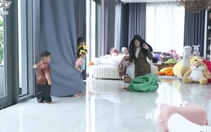 Màn đột nhập "khó đỡ nhất năm" của vị khách không mời mà đến
