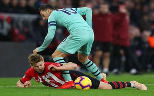 Trước trận Arsenal - Southampton: Bất ổn ở cả hai chiến tuyến