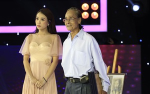 Lam Trường xuýt xoa trước tài vẽ tranh truyền thần như thật của họa sĩ 82 tuổi