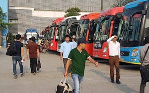 Người dân tranh thủ trở lại TP.HCM từ Mùng 4