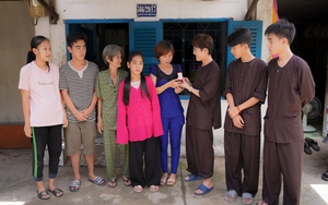 Huỳnh Lập trao "của hồi môn" cho "cô tiên" Ánh Hồng