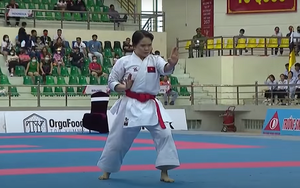 Nguyễn Thị Phương giành HCV đầu tiên cho Karate Việt Nam