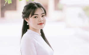 Nữ sinh Hải Phòng thủ khoa khối D01 toàn quốc