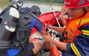 Tìm thấy thi thể nữ sinh lớp 12 nghi nhảy cầu tự tử