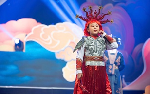 Diễn viên nhí Phi Phụng: Dấu ấn bất ngờ với vai Sao Hỏa trong “Vườn âm nhạc – Rộn ràng trăng thu”