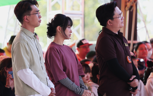 "Mái ấm gia đình Việt": Lương Bích Hữu nghẹn ngào trước những phận đời mồ côi