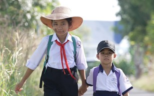 Người thân là động lực để bé Hương Liên nỗ lực vượt khó